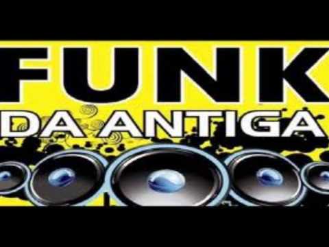 MC JUNIOR E LEONARDO, (  DE BAILE EM BAILE  )♪♫ ♪♫