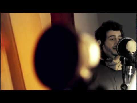 tan tan . . leo fressato