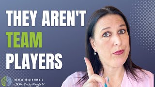 What It's REALLY Like Working With a Narcissist