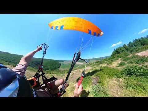 Landing and Laughing at Kaštelir (Istra-Croatia🇭🇷)