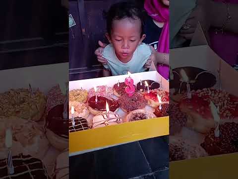 Idris ulang tahun ke 3.    #happybirthday #happy #kue #roti  #ulangtahun #fyp #3d #anakanak #new