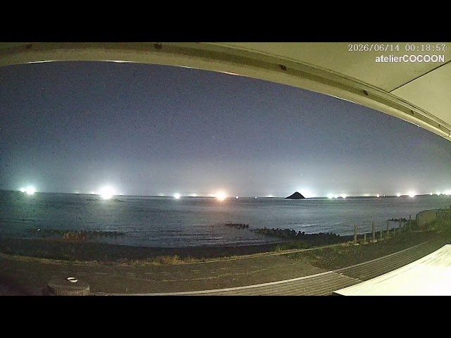 伏野海岸（鳥取県鳥取市、日本画家 綾木いづみのアトリエから望む）