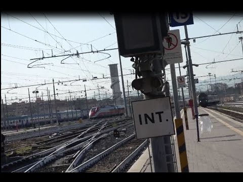 Roma Termini mit InterCity - Frecciarossa - Frecciargento - Regionalzüge (E.464) - Stadtbilder