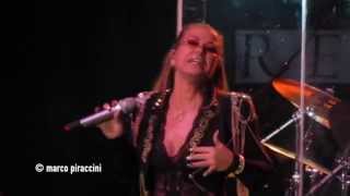 ANASTACIA: &quot;Staring at the sun&quot; live @ Milano
