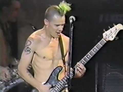 Red Hot Chili Peppers 1990-01-26 Club Citta, Kawasaki, JP [PRO #1]