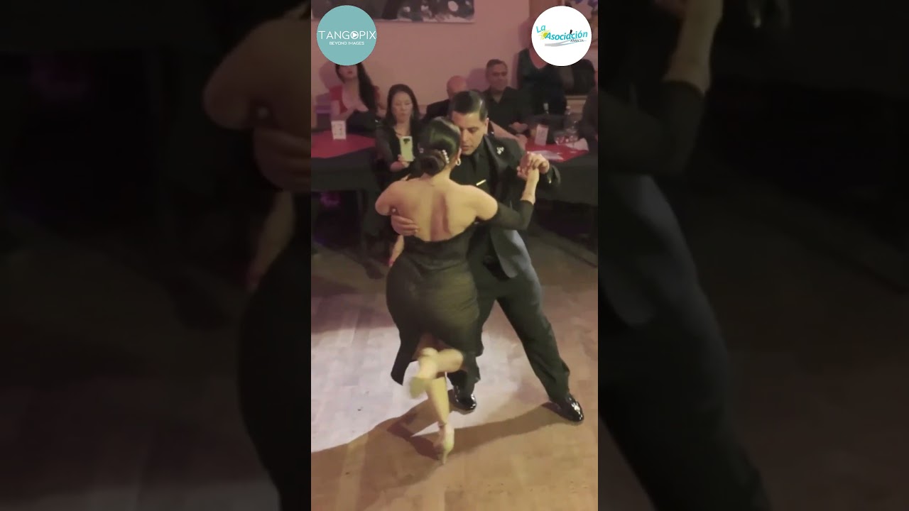 MILONGA DE LOS CAMPEONES - Fatima Caracoch y Brenno Marquez dance Aníbal Troilo - Garras