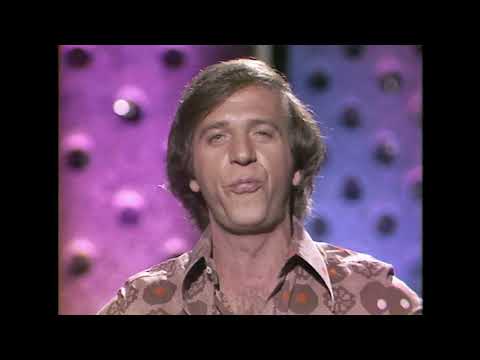 Jean Vallee - L'amour Ca Fait Chanter La Vie