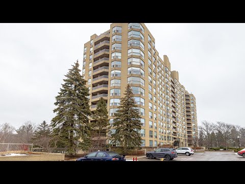 #1009-1800 The Collegeway