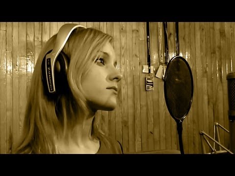 Iza Królak - Pozwól mi utonąć