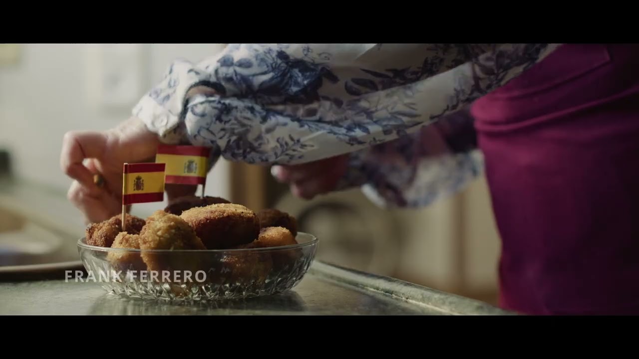 Miniature de la vidéo Sra Antonia Trailer Nominada Mejor Cortometraje Universitario du film Sra. Antonia