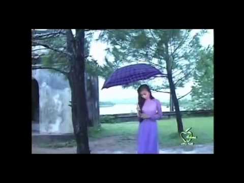 Thể hiện bởi Hà Phương