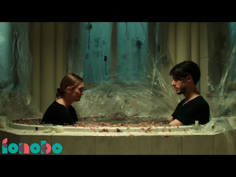 Pola Chobot & Adam Baran - Kurz (Official Video)