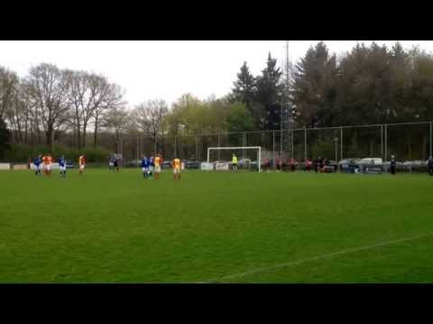 De 1-2 van Veluwse Boys tegen AGOVV
