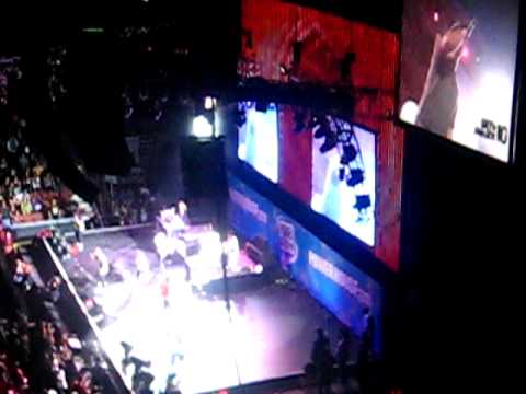 baby bash singing "Fantasy girl" frt. marty james