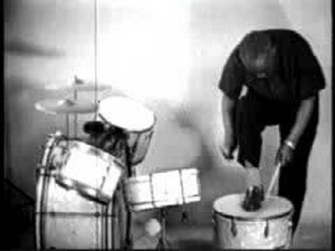 Warren ''Baby'' Dodds tom-tom solo