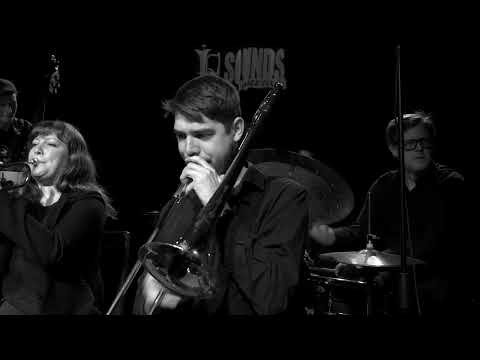 The Music Village — vidéo 1