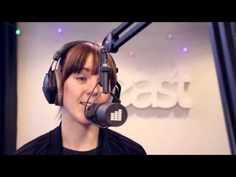 Fröken B - Det blåser kallt Live @ East FM