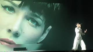 Halsey - Is There Somewhere (Live in Madrid)