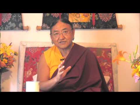 HH Sakya Trizin on the importance of retreat