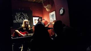 Nightmares On Repeat - Emily Jane White live @Unplugged In Monti