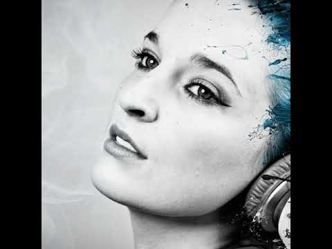 R-CUE ft. Adrian Swish, Jaray - Girls I Like