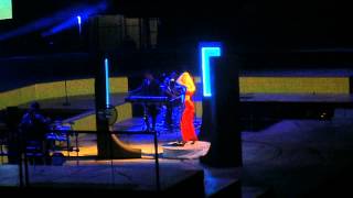 Rihanna Barcelona Numb