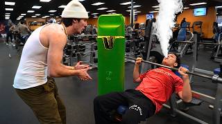 Aggressively Vaping in Gyms Prank!