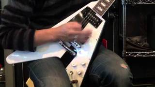 Video thumbnail for Gibson Flying V Michael Schenker ''79 Spec''/Block position Style Mod by 5150LBG