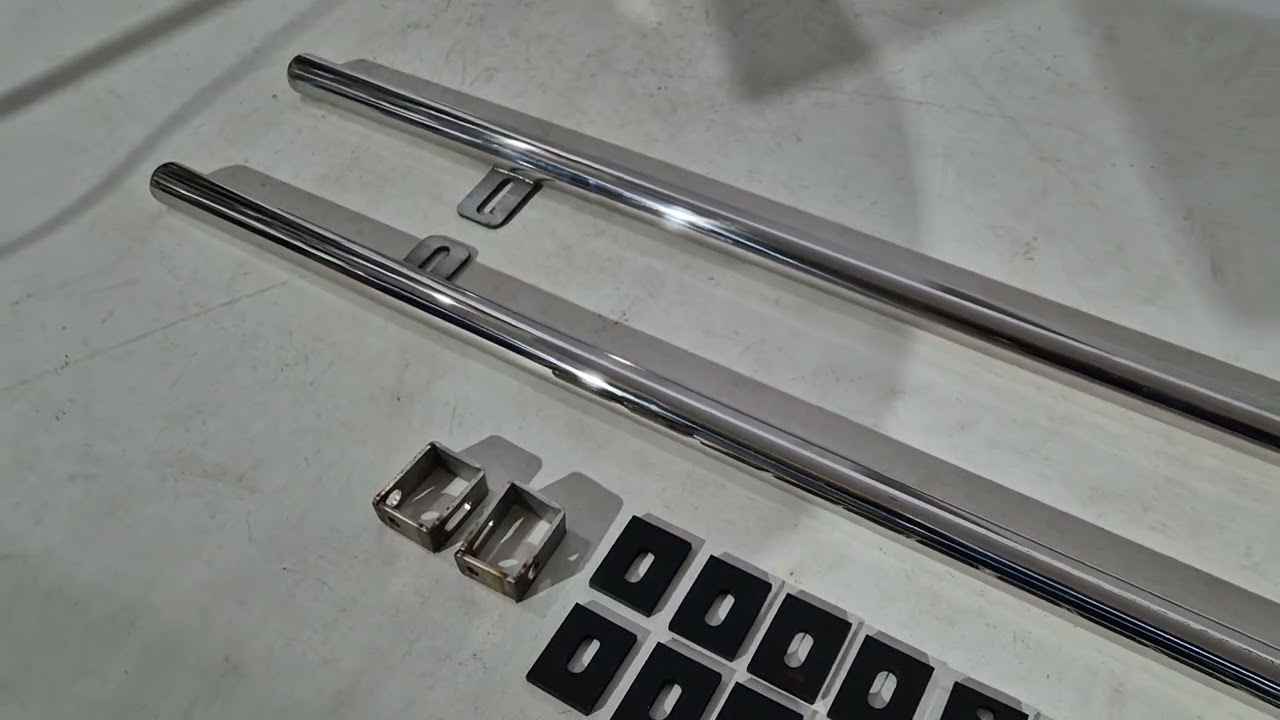 BMW X3 E83 2003-2010 рр. Бічні труби 42 мм (2 шт, нерж) Video 1