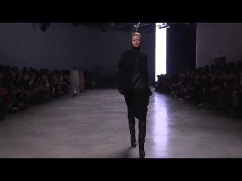 RICK OWENS ' LIMO ' FALL / WINTER 2011 - 2012 WOMENS