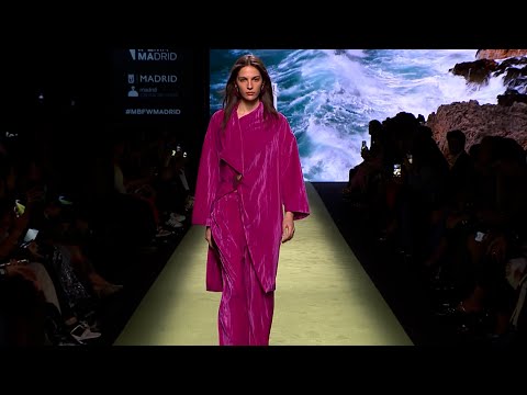 LOLA CASADEMUNT By MAITE | Fall Winter 2025/2026 Madrid - 4K Full Show