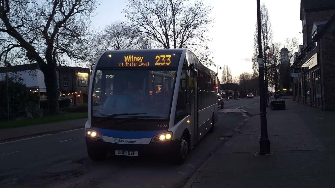 Stagecoach 233 Arriving at Carterton Crossroads 11/03/26 (4K)