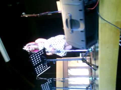 Heiduskaja - Mad World (Gary Jules cover)