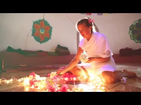 Luna Deva & Tombaba - Om Shanti