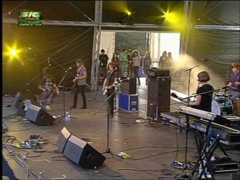 Electrelane - Birds - Live @ Paredes de Coura 2007.08.15 (05/10) [4:3 HQ]