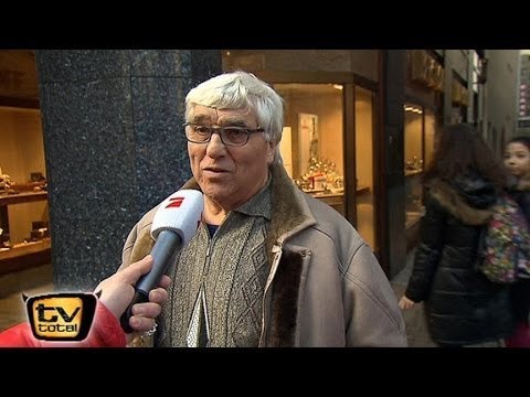 TV Total - Straßenumfrage: Facebook wird 10