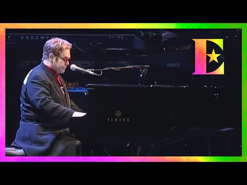 Elton John - We All Fall In Love Sometimes / Curtains (Captain Fantastic Live / 2005)