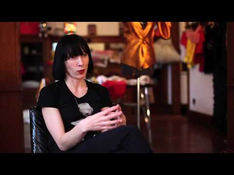 Voltage Fashion: Emma Berg