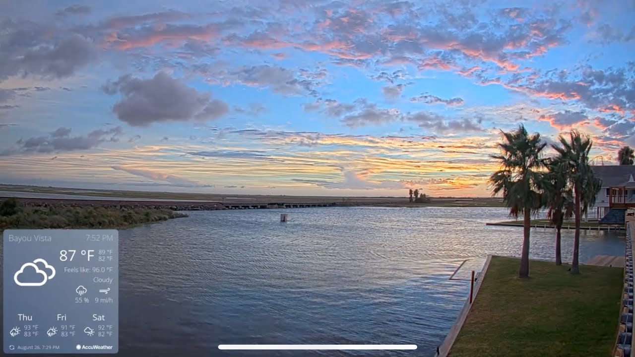 Live webcam view of Highland Bayou Waterfront in Bayou Vista