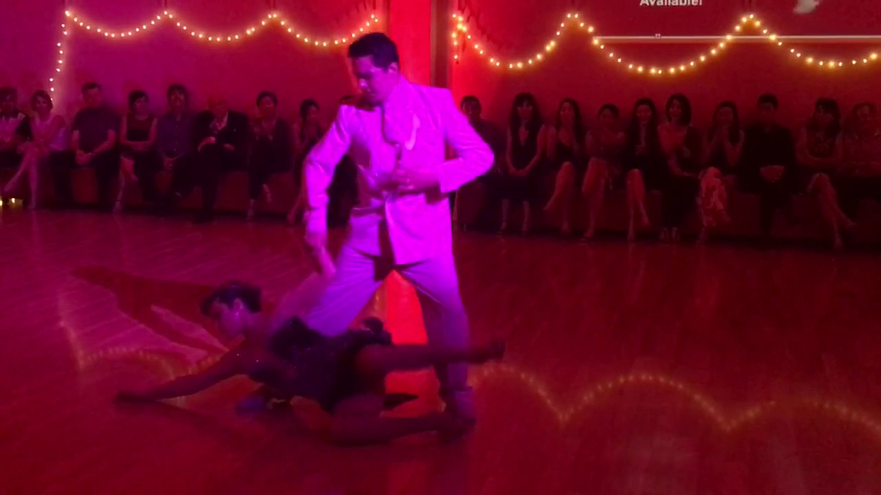 Miriam Larici & Leonardo Barrionuevo dancing at the Milonga Sentimental, part 3/4