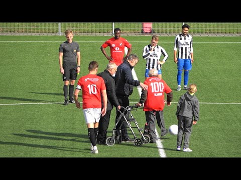 Before the start of NIVO Sparta Zaltbommel - VVA Achterberg.