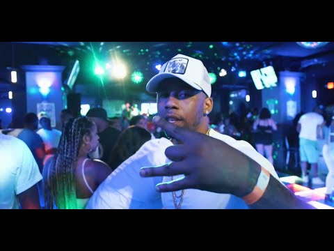 EB 100 x FOURTY FLEXX x MR. CHICKEN - LIVE PERFORMANCE