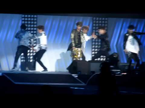 [FANCAM] EXO @ Honda Center 120520 - History SMTown Rehearsal
