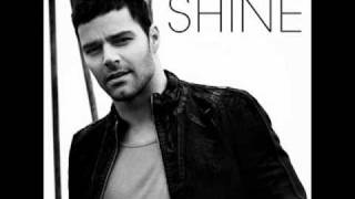 Shine -  Ricky Martin