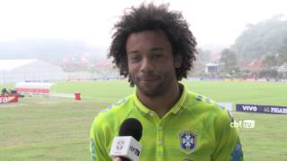 Marcelo chega a Granja Comary e conversa com a CBF TV