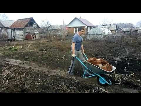 Таскаю битый кирпич//Берёзовый сок//Жизнь в деревне