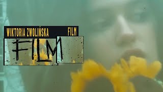 Kadr z teledysku Film tekst piosenki Wiktoria Zwolińska