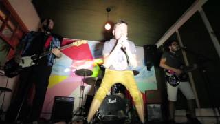 Casa do Mancha - Someone Else - Milocovik