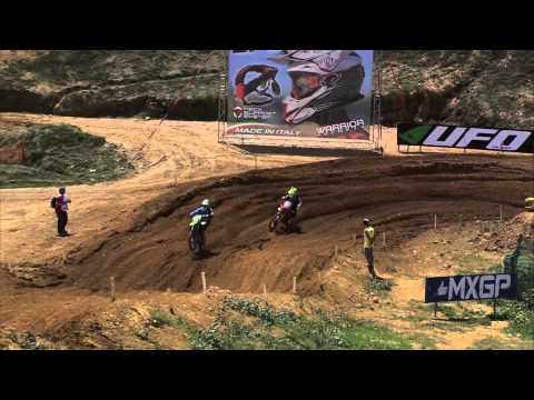 MXGP of Portugal 2013 - Gautier Paulin overtakes Antonio Cairoli - Motocross