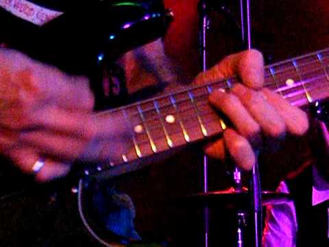 "12LB TOOTHBRUSH" By MADDER LAKE Live @ The Prince in St.Kilda Thu 18th June 2009